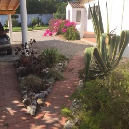 Casa Mimosa Bed & Breakfast *