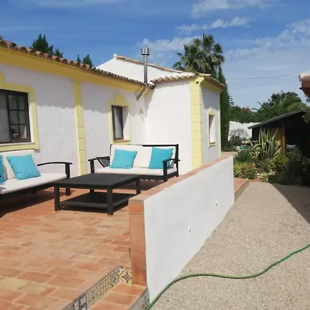 Casa Mimosa Bed & Breakfast